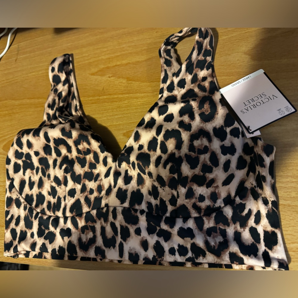 Victoria’s Secret bralette. Cheetah print. Size L. New with tags